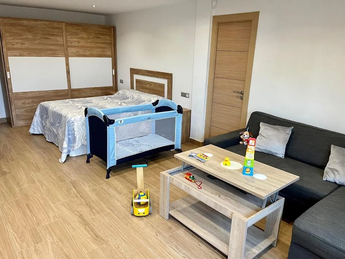 Estudio Moderno En Elviria, Marbella Apartment